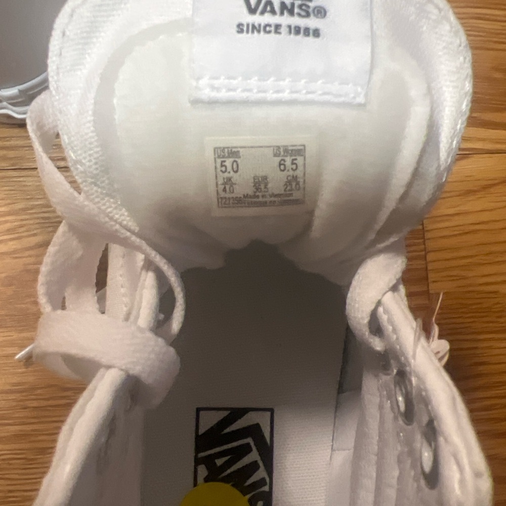 Vans Kids White Canvas Low-Top Sneakers